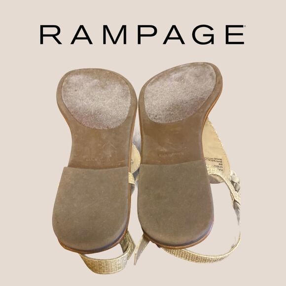 Rampage Silver Cream Woven Thong Sandals 8 - Picture 4 of 4